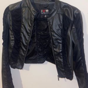 2000’s leather jacket with mesh sleeves and black💕💕